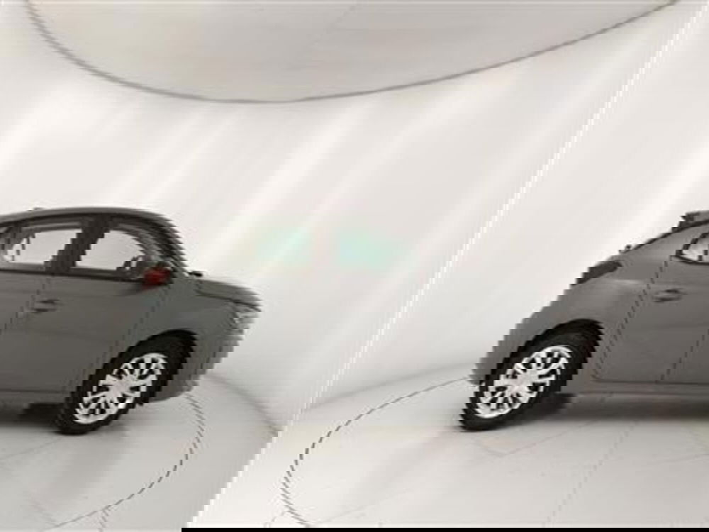 Opel Corsa nuova a Bari (9)