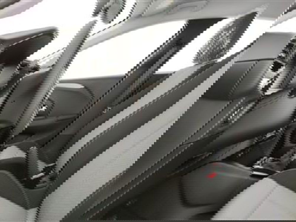 Opel Corsa nuova a Bari (13)