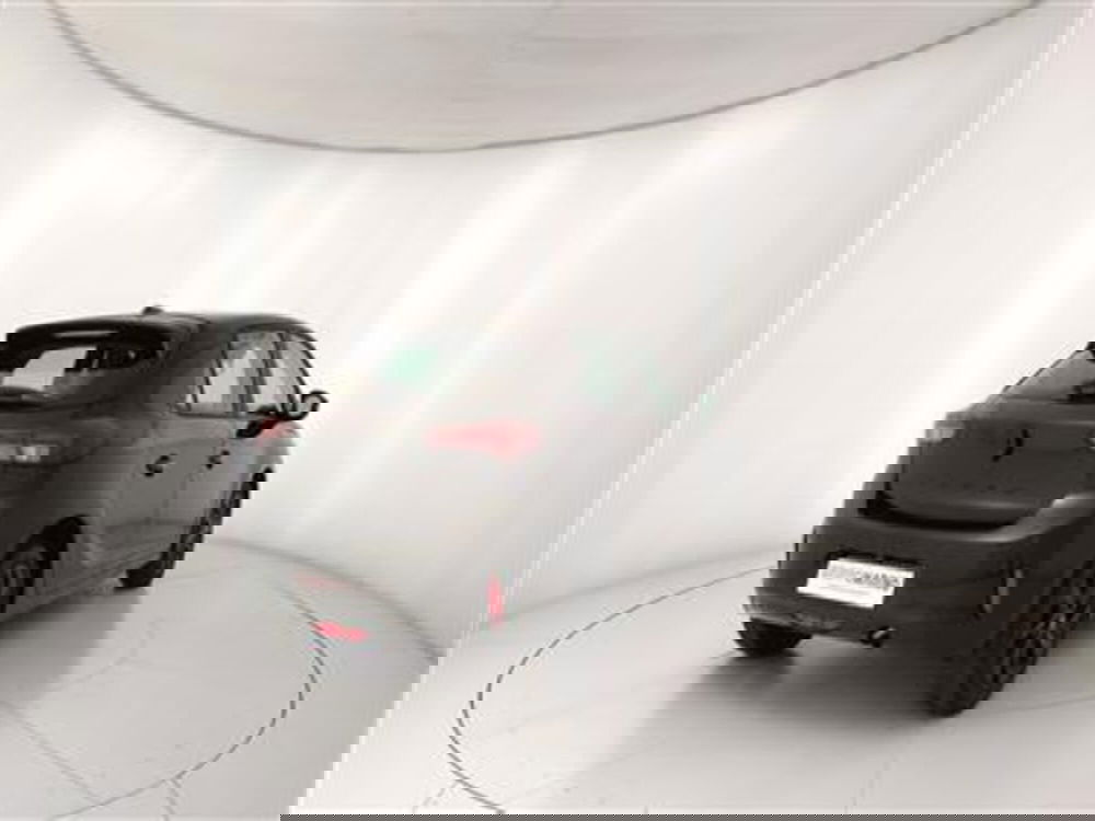 Opel Corsa nuova a Bari (7)