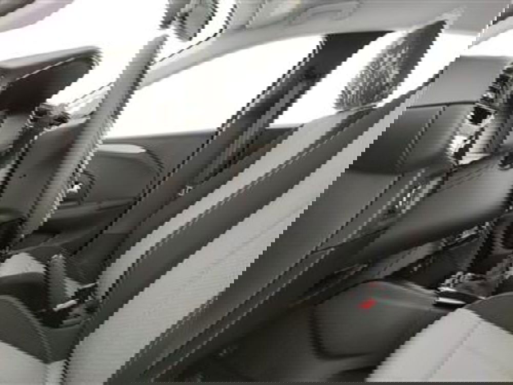 Opel Corsa nuova a Bari (13)