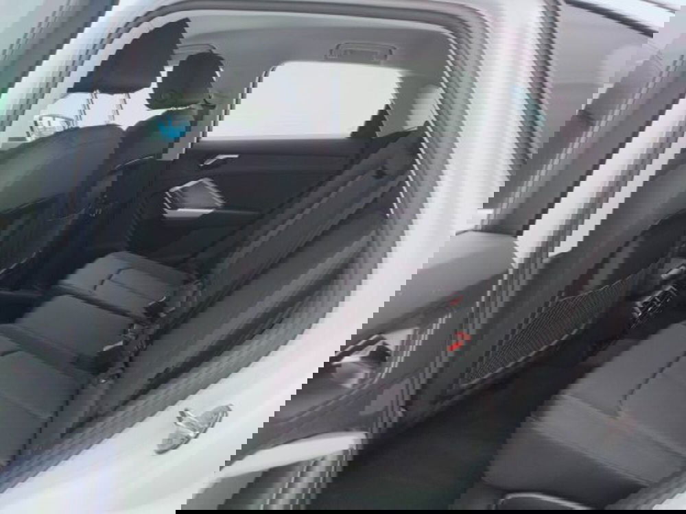 Audi Q3 Sportback usata a Teramo (10)