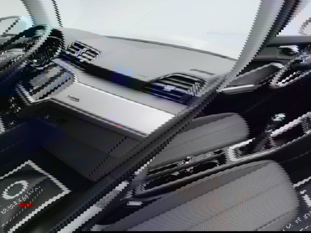 Audi Q3 Sportback usata a Teramo (12)