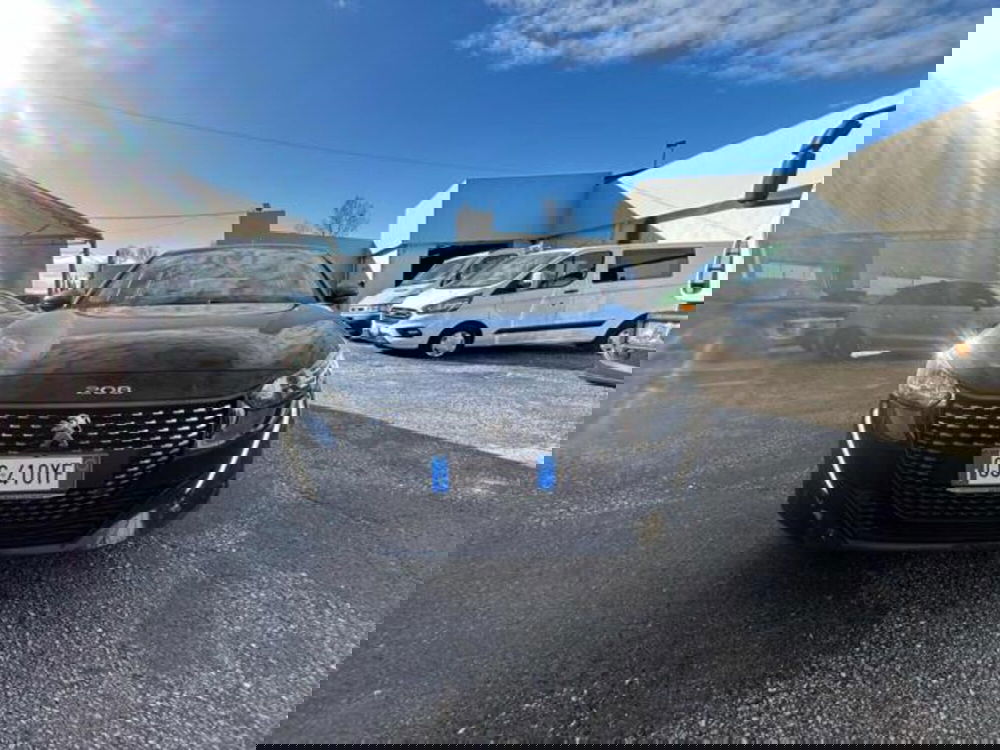 Peugeot 208 usata a Lucca (2)