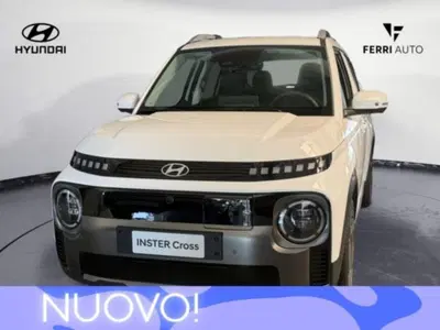 Hyundai Inster Cross 49 kWh Safety Pack nuova a Padova