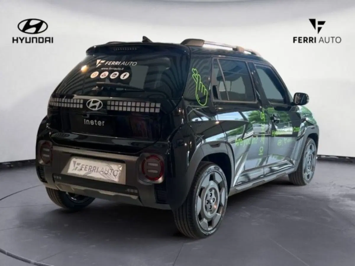 Hyundai Inster nuova a Padova (4)