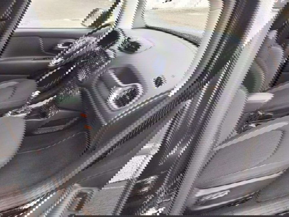 Jeep Renegade usata a Firenze (12)