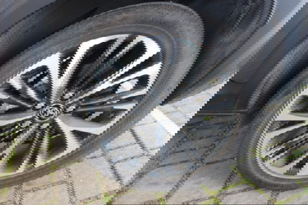 Toyota Yaris Cross usata a Roma (14)