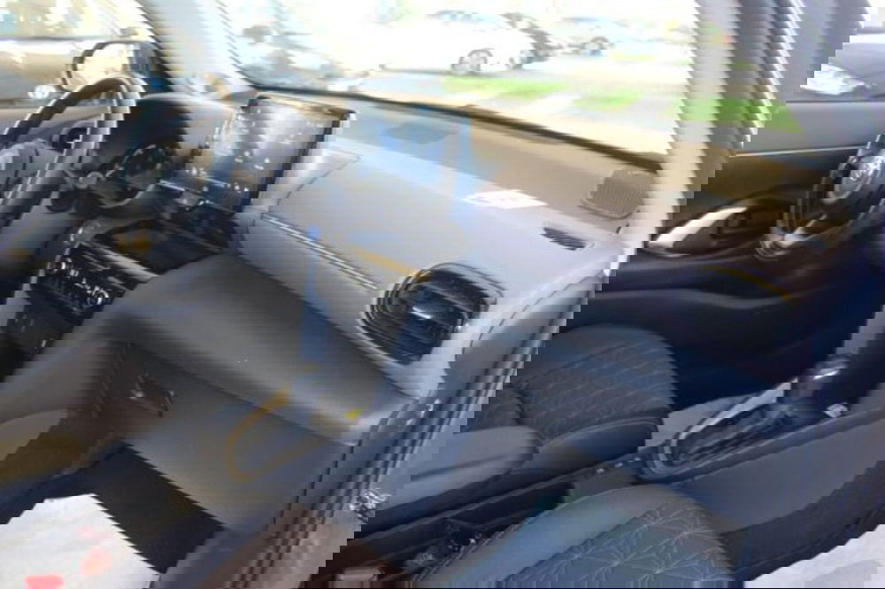 Toyota Yaris Cross usata a Roma (6)