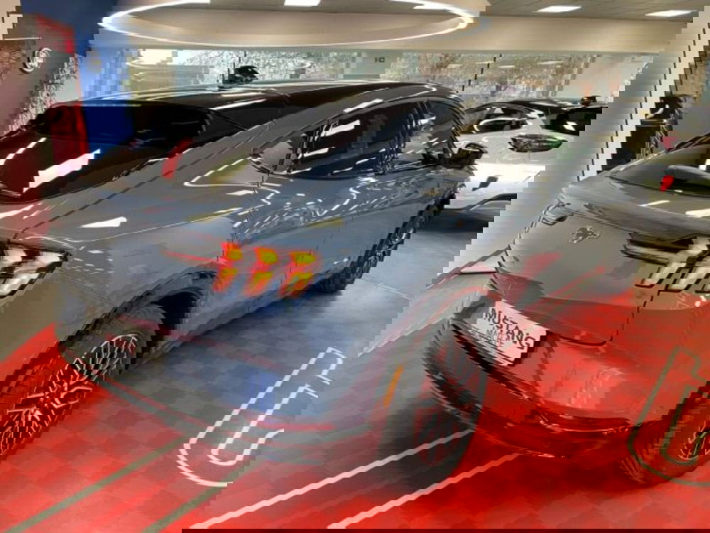Ford Mustang Mach-E nuova a Cuneo (7)