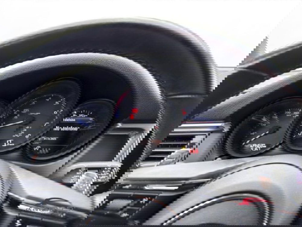 Porsche Macan usata a Perugia (13)