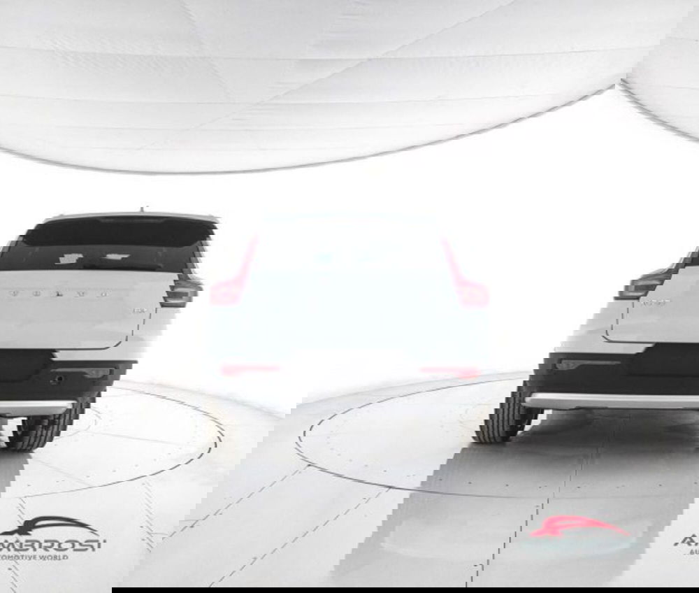 Volvo XC40 nuova a Perugia (6)