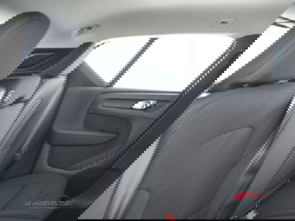Volvo XC40 nuova a Perugia (11)