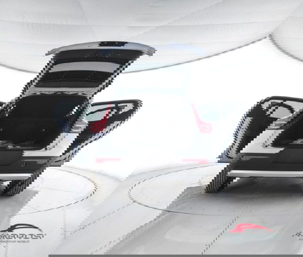 Volvo XC40 nuova a Perugia (7)