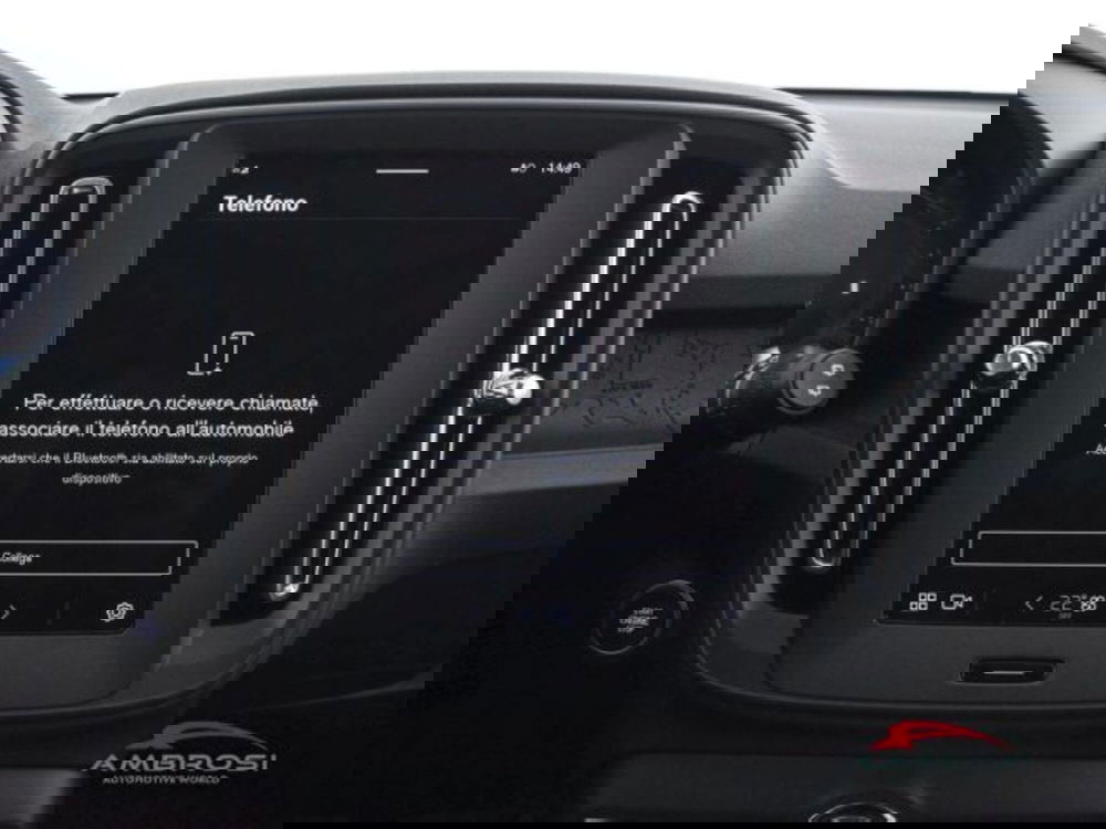 Volvo XC40 nuova a Perugia (15)