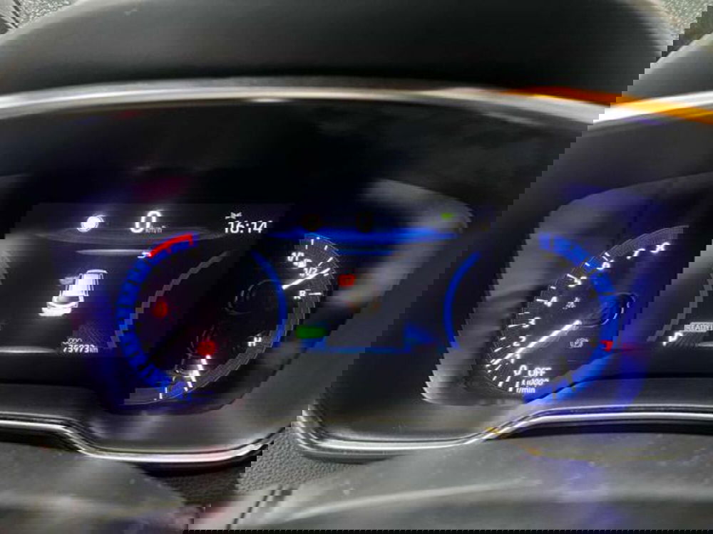 Toyota Corolla Touring Sports usata a Sassari (11)