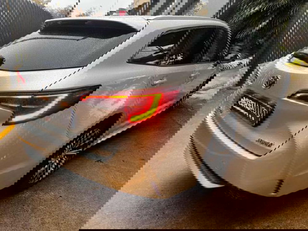 Toyota Corolla Touring Sports usata a Sassari (6)