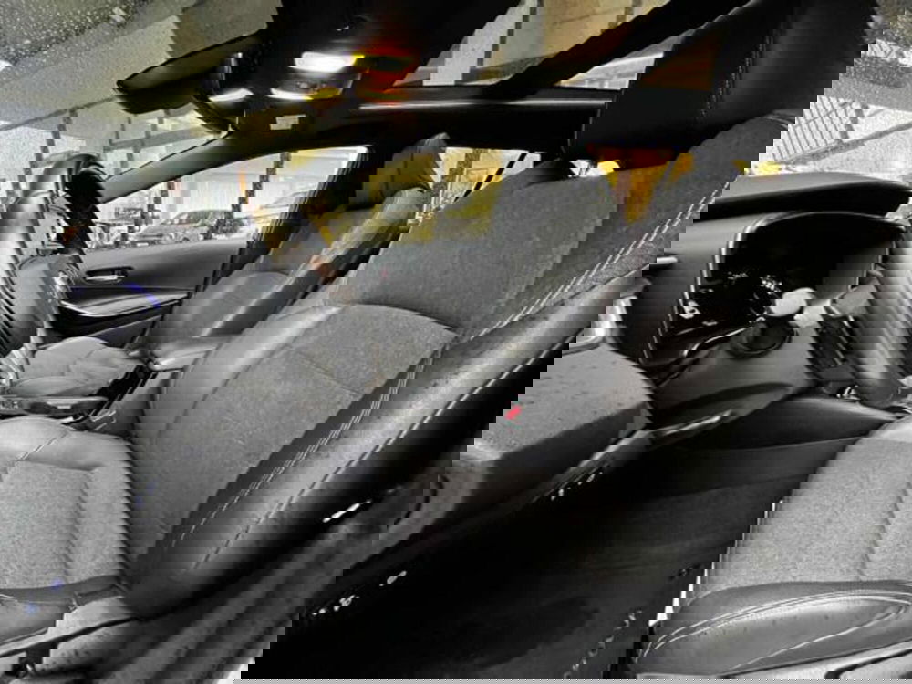 Toyota Corolla Touring Sports usata a Sassari (9)