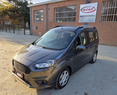Ford Tourneo Courier 1.5 TDCI 75 CV Plus del 2019 usata a Robassomero
