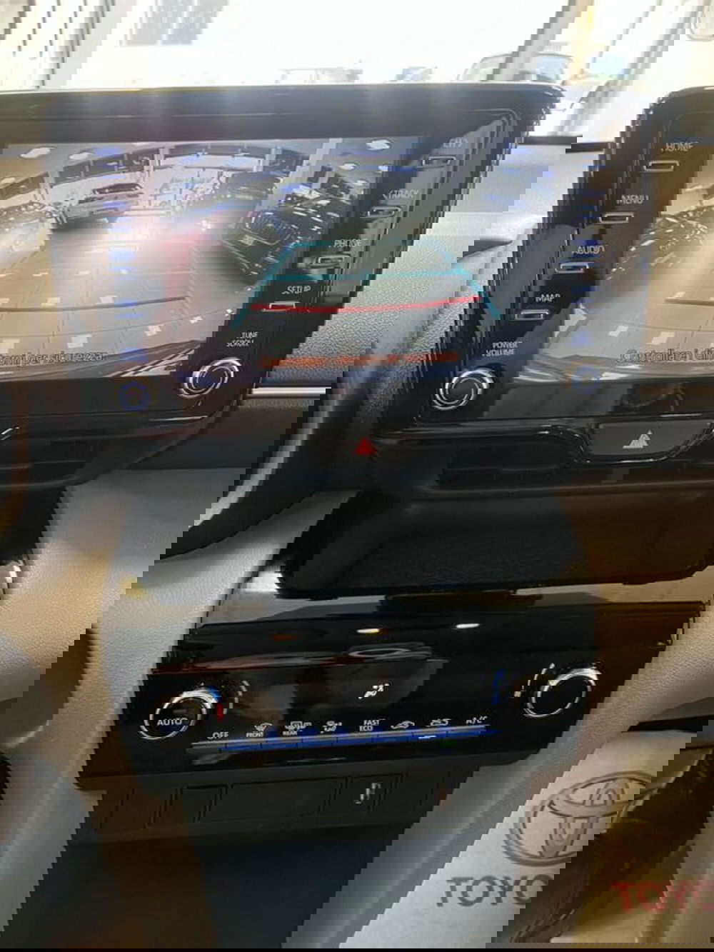 Toyota Yaris Cross usata a Prato (11)