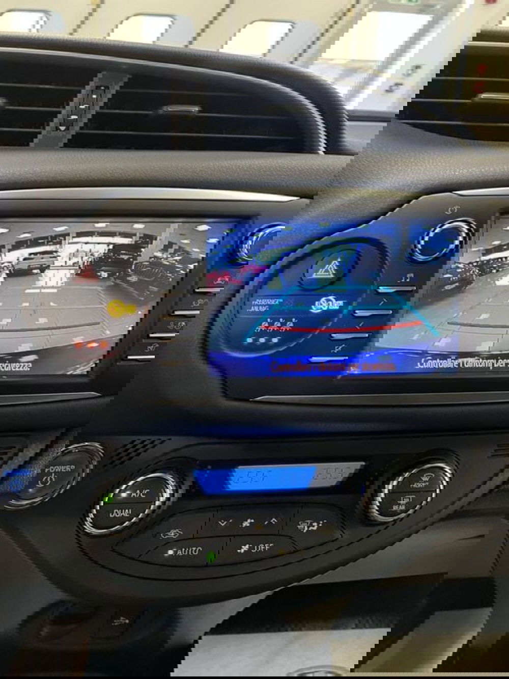 Toyota Yaris usata a Prato (13)