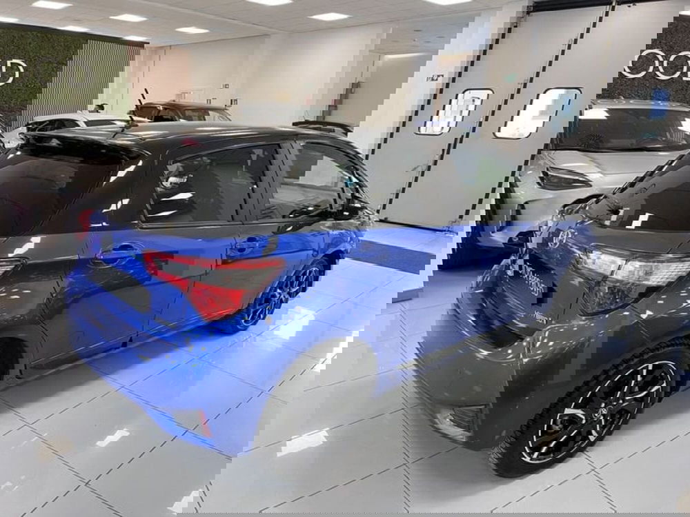 Toyota Yaris usata a Prato (4)