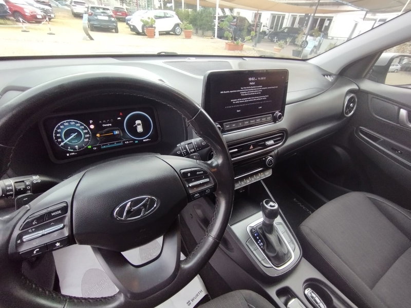 Hyundai Kona usata a Palermo (6)