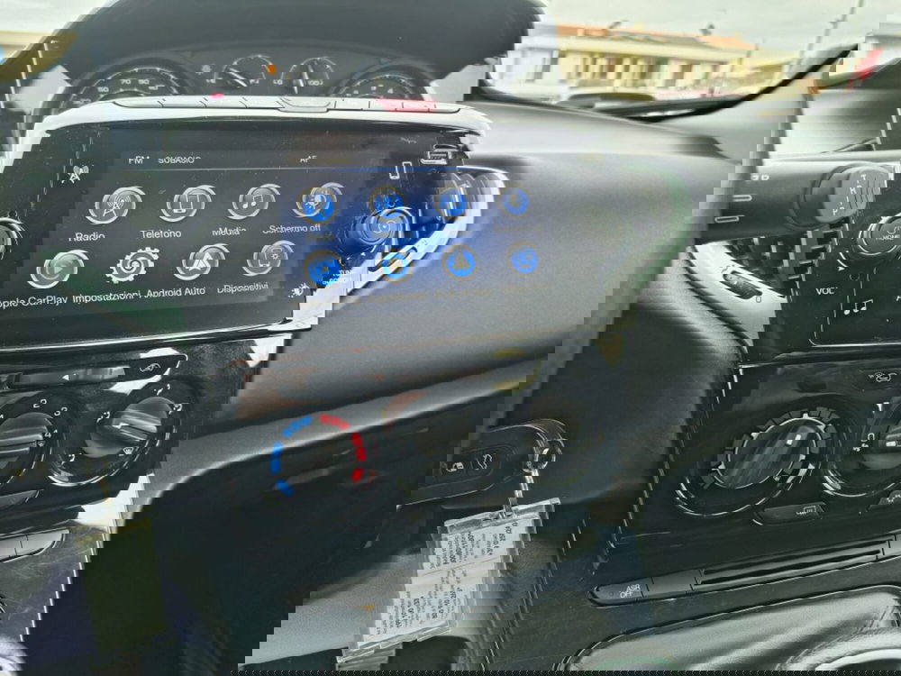 Lancia Ypsilon usata a Firenze (12)