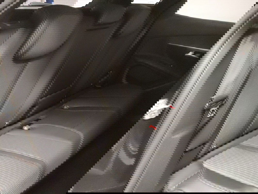 Peugeot 3008 usata a Teramo (14)