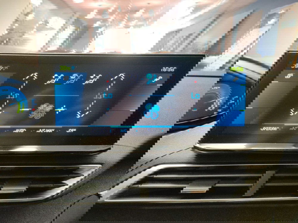 Peugeot 3008 usata a Teramo (19)