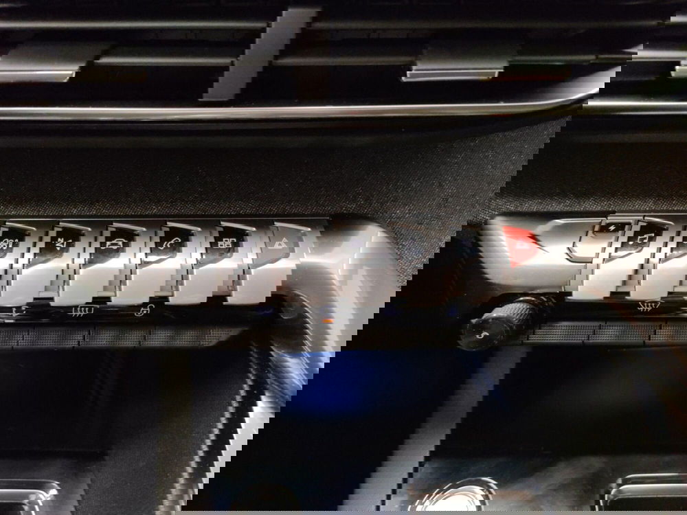 Peugeot 3008 usata a Teramo (20)