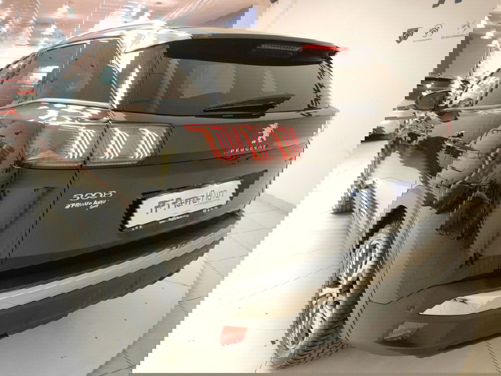 Peugeot 3008 usata a Teramo (9)