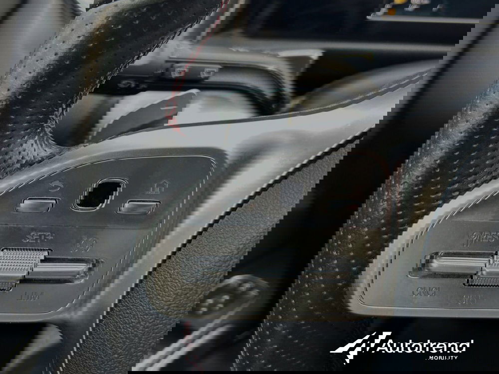 Mercedes-Benz GLB usata a Bari (11)