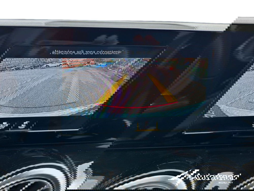 Mercedes-Benz GLB usata a Bari (13)