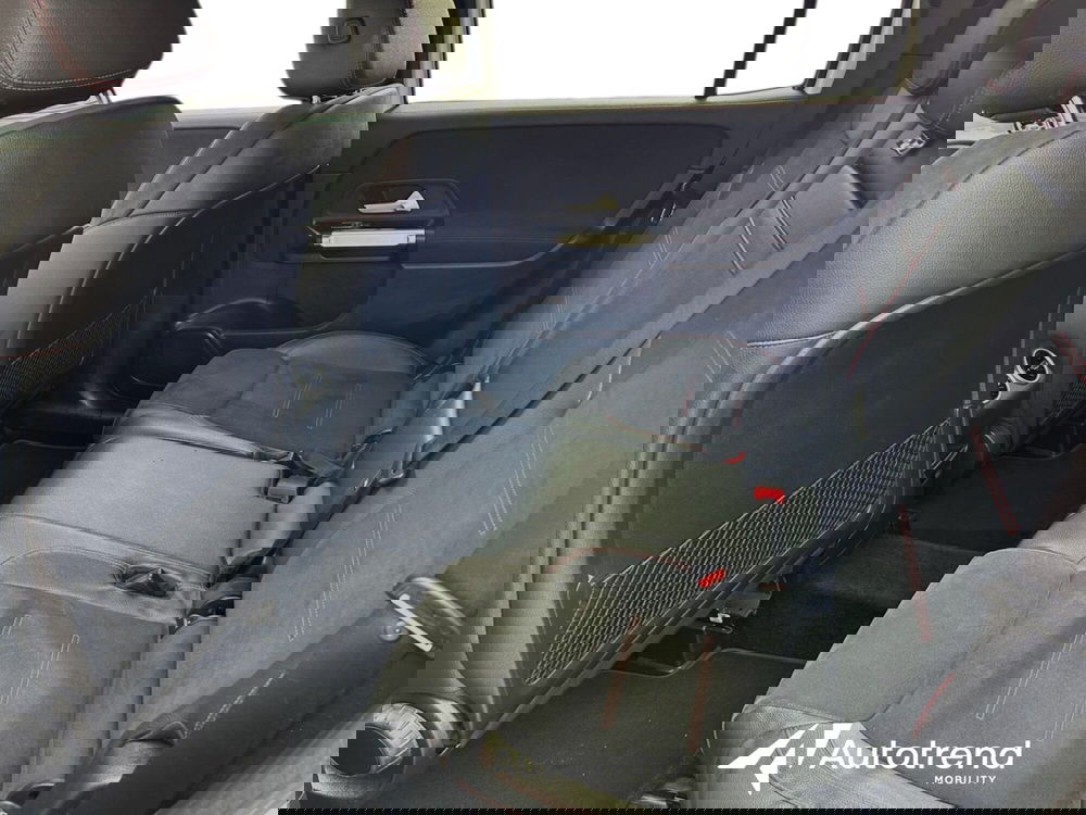 Mercedes-Benz GLB usata a Bari (14)