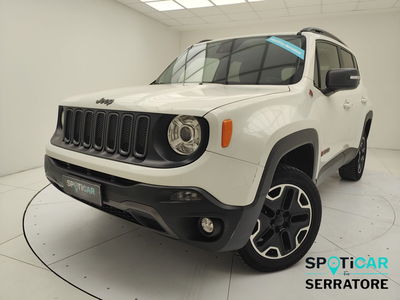 Jeep Renegade 2.0 Mjt 170CV 4WD Active Drive Low Trailhawk del 2015 usata a Erba