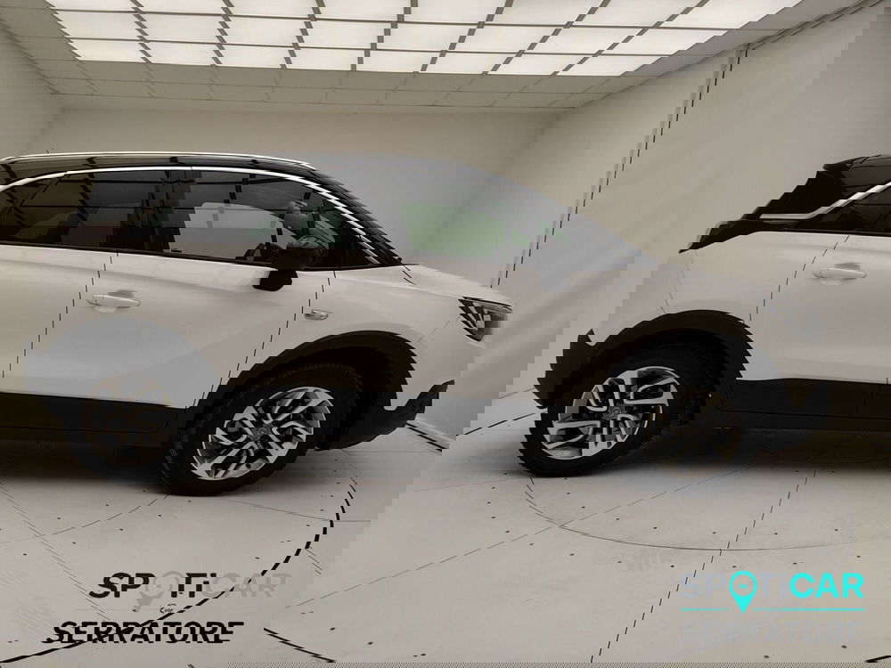 Opel Crossland X usata a Como (16)