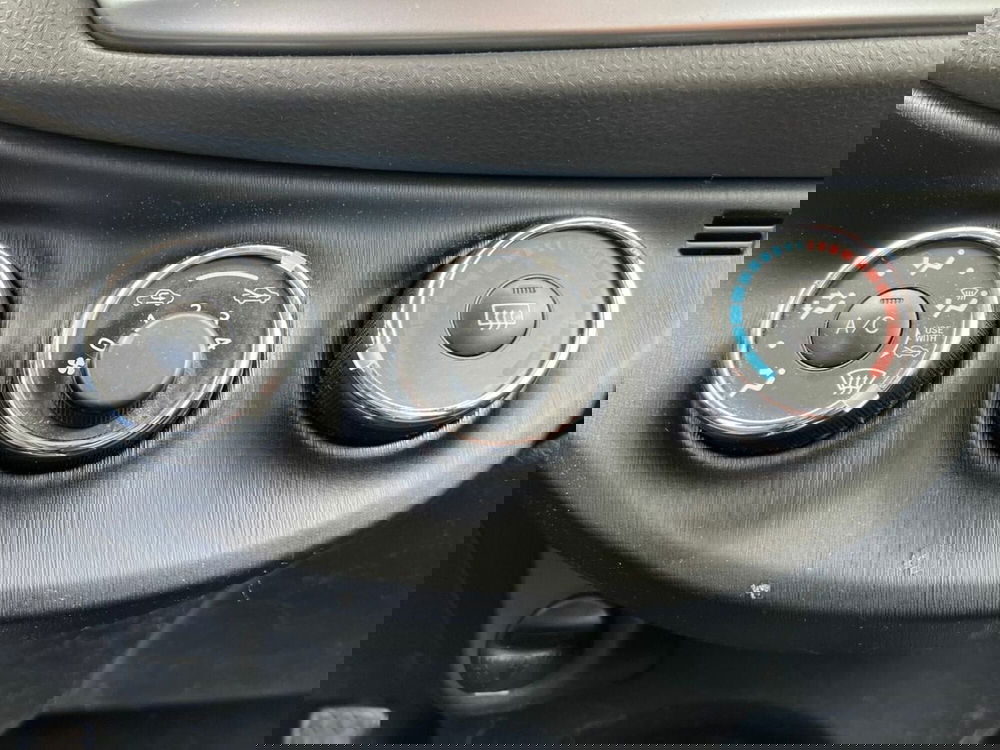 Toyota Yaris usata a Sondrio (12)