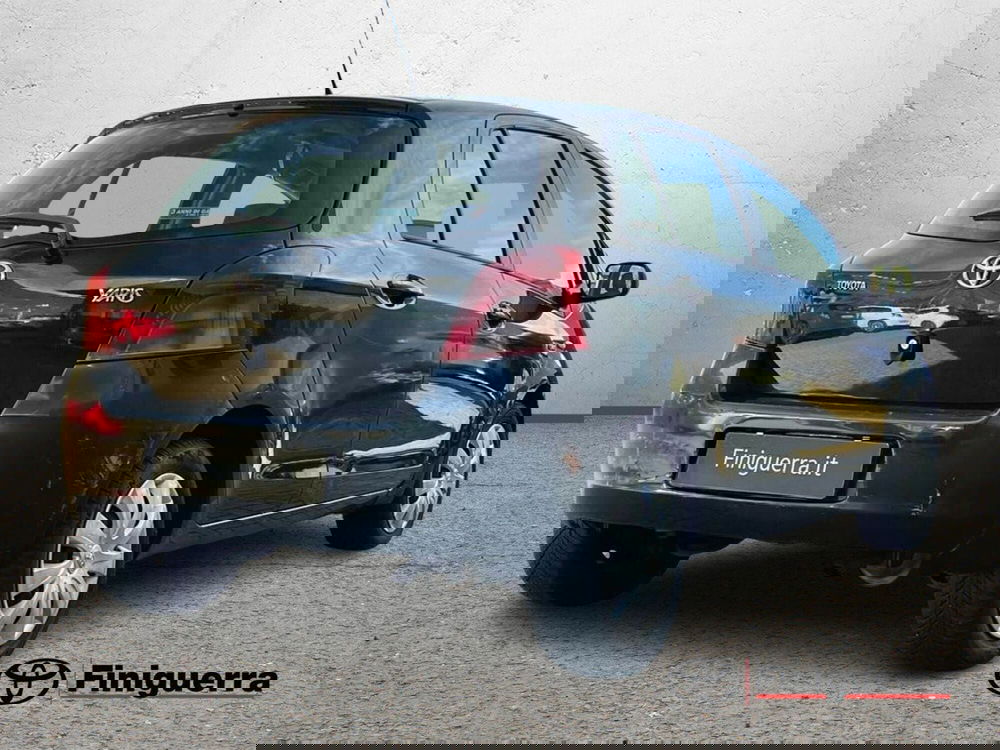 Toyota Yaris usata a Sondrio (4)