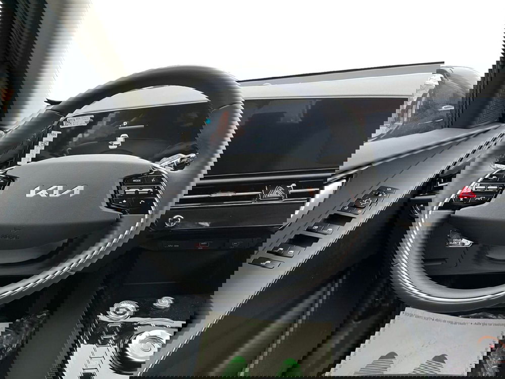 Kia Niro nuova a Modena (12)