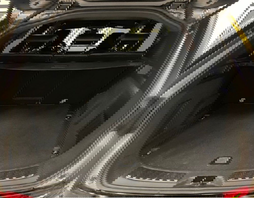 Land Rover Discovery Sport usata a Ferrara (9)