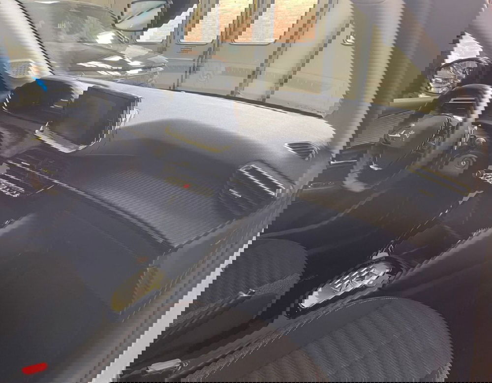 Peugeot 208 usata a Ferrara (4)