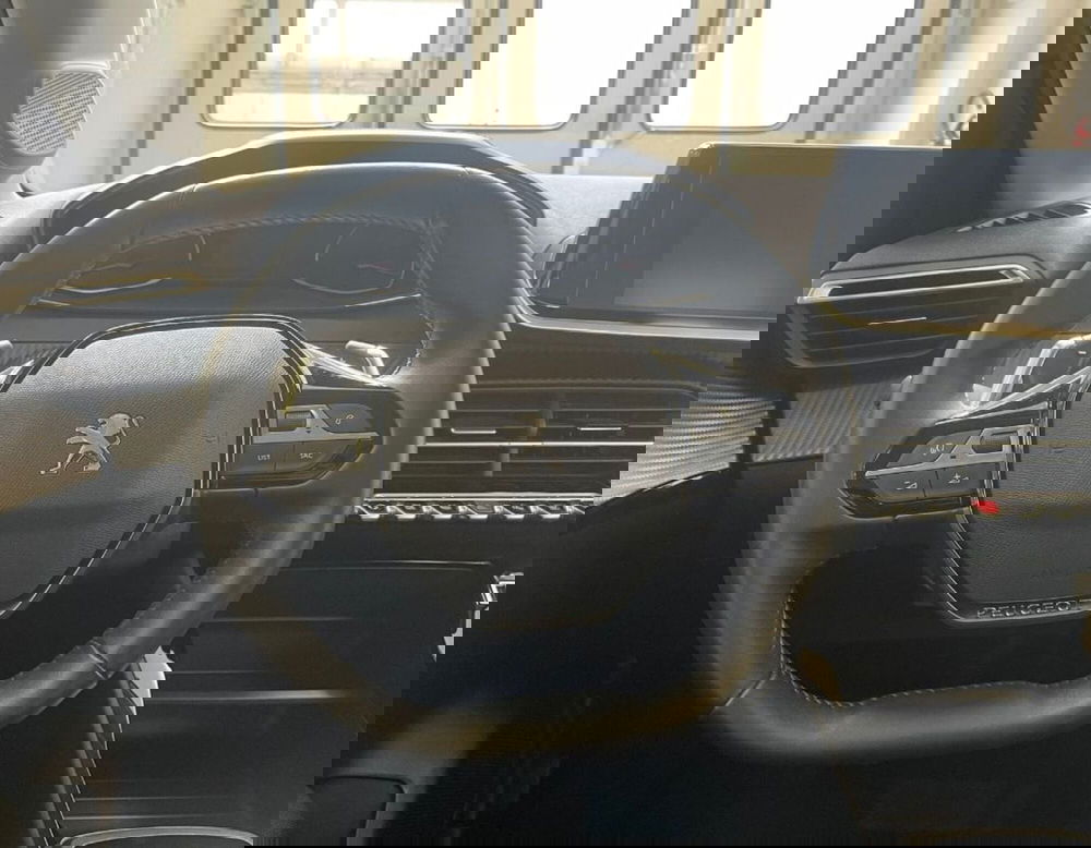 Peugeot 208 usata a Ferrara (8)