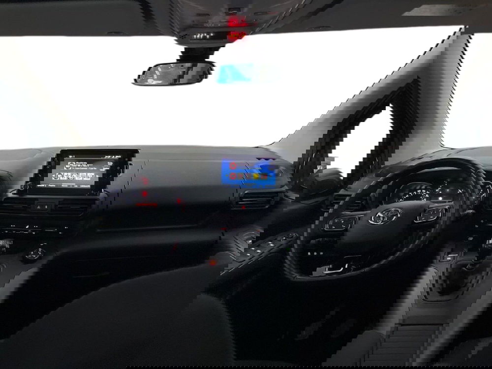 Toyota Proace City Verso usata a Torino (11)