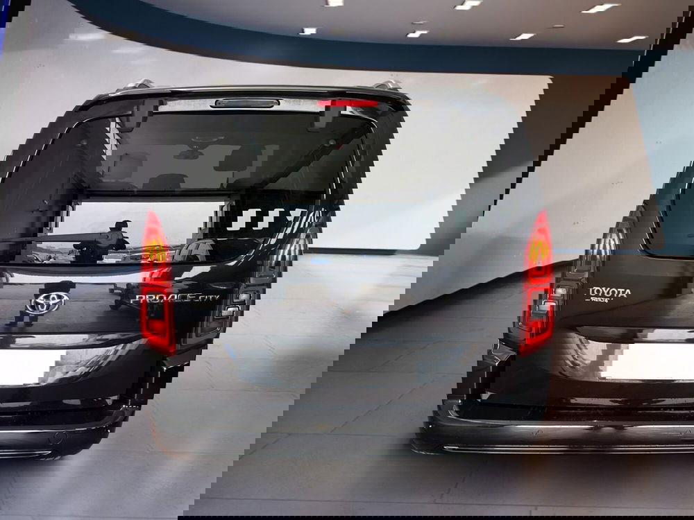 Toyota Proace City Verso usata a Torino (5)