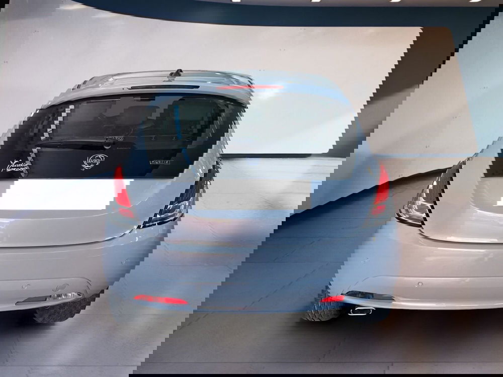 Lancia Ypsilon usata a Torino (5)