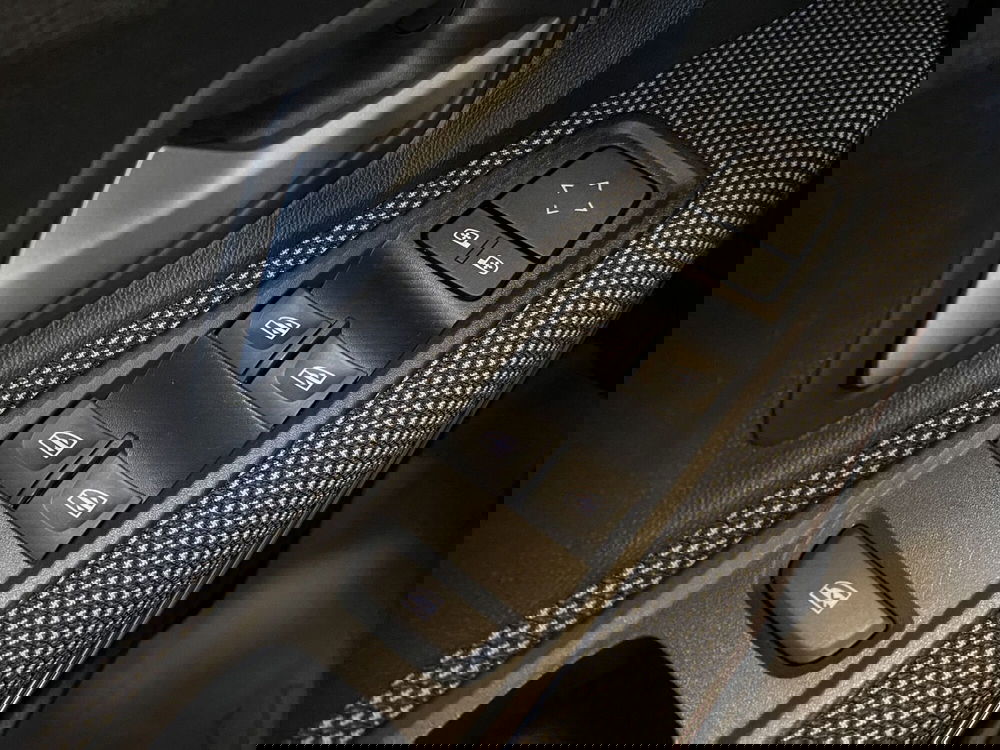 Dacia Sandero usata a Monza e Brianza (14)