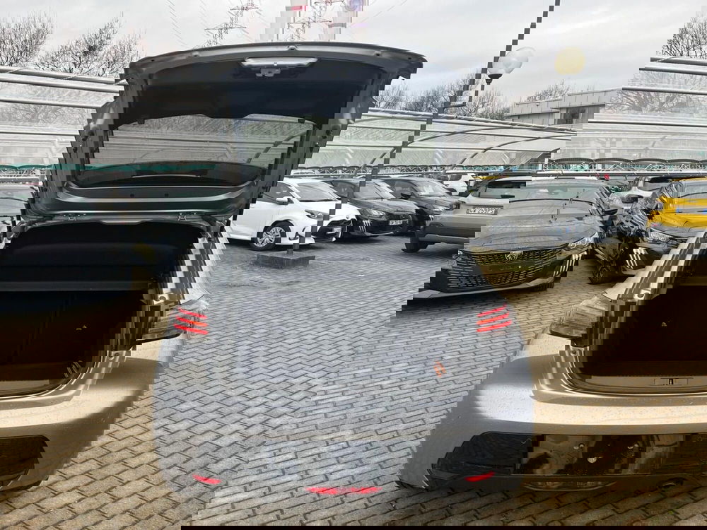 Peugeot 208 usata a Milano (10)