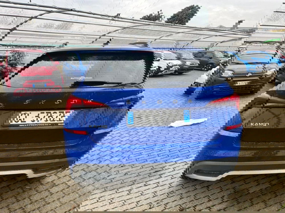 Skoda Kamiq usata a Milano (8)