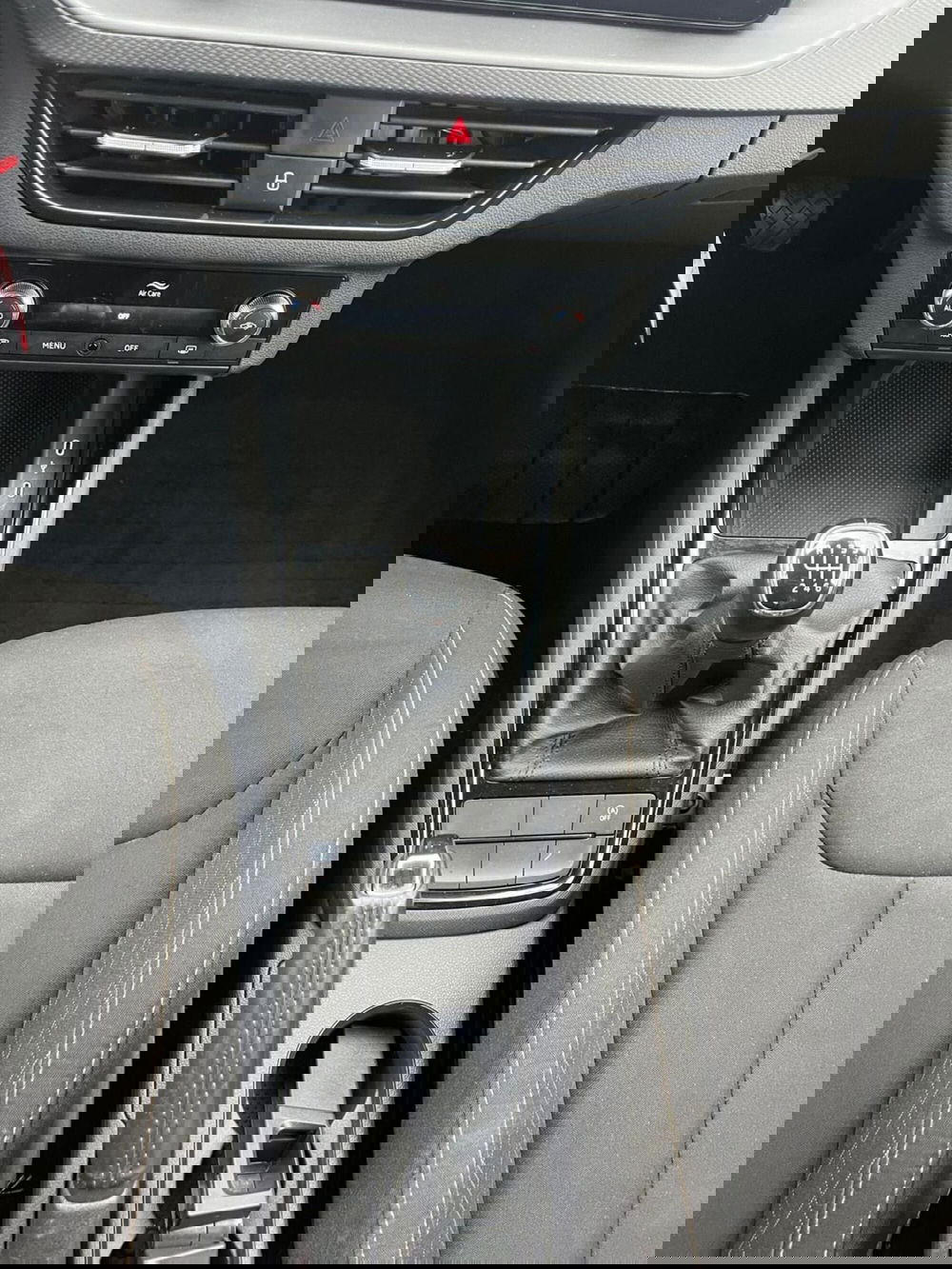 Skoda Scala usata a Milano (16)