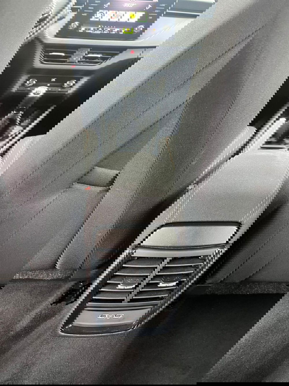 Skoda Scala usata a Milano (19)